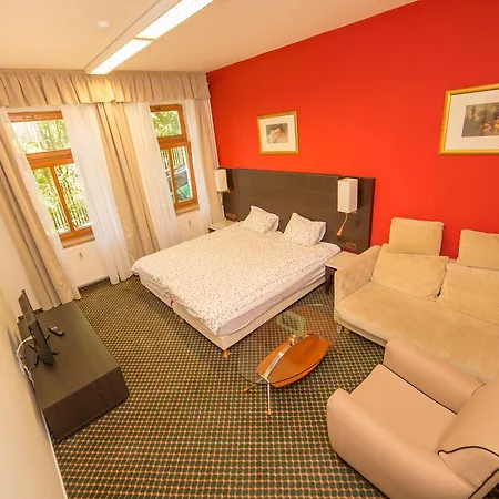 Spa Residence * كارلوفي فاري